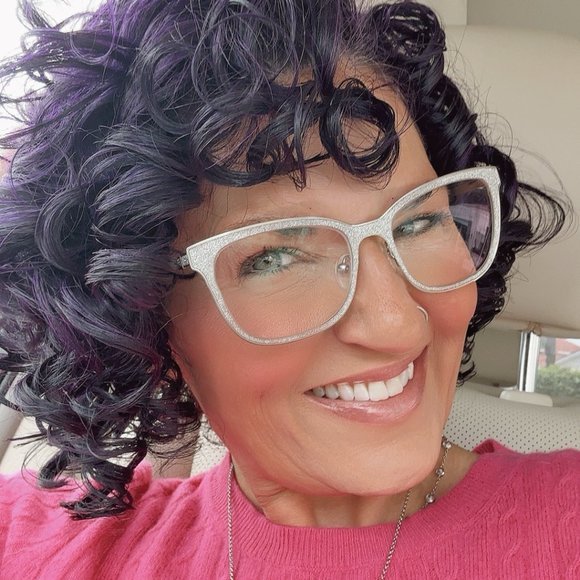 Meet your Posher, Brina - Picture 7 of 10